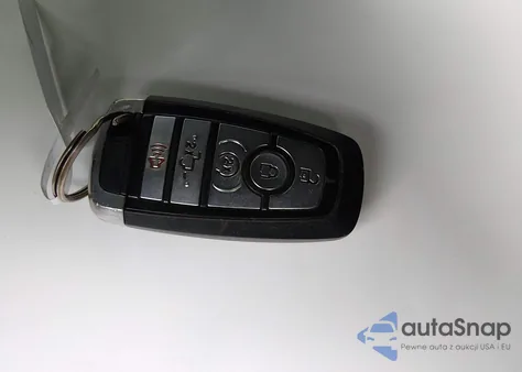 2019 Ford F-250 Lariat z USA, uszkodzony, nr VIN 1FT7W2BT4KEF92170